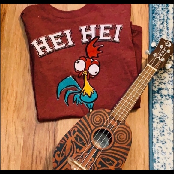 Disney tee - Picture 1 of 6